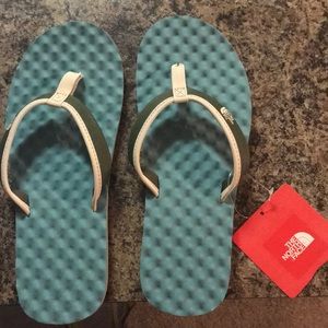 North FaceBase camp Mini, Blue/White, Women:Sz 9